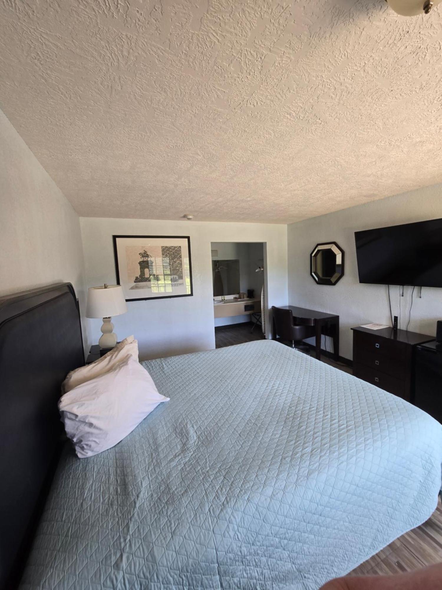 Best Price Motel & Suites Ориндж Екстериор снимка